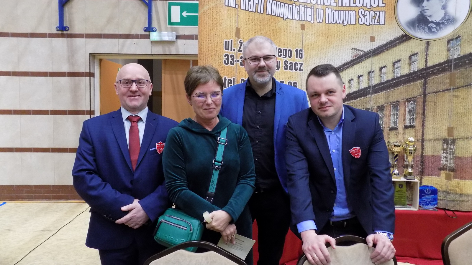 Zdjęcie Targi Szkół 2024 (3)8a4fadef-5a82-4821-9b15-694e01635db6.jpg w galerii Targi Szkół i Dzień Otwarty w II LO - 11.03.2024 r.